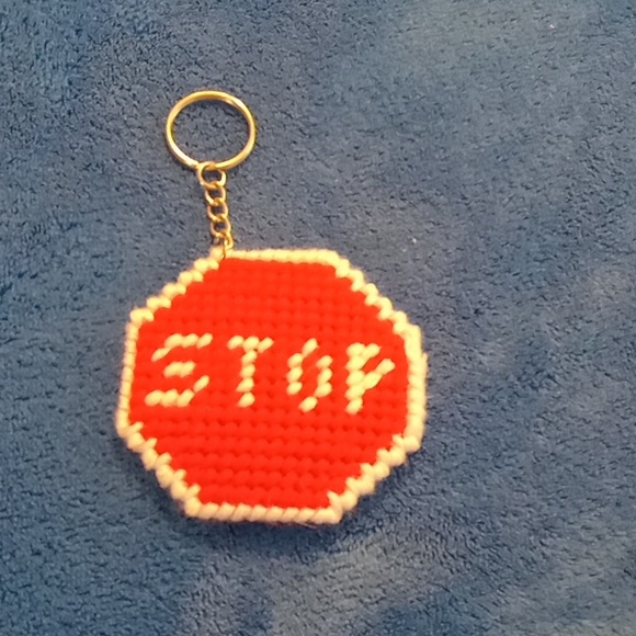 Stop sign keychain - Picture 1 of 1